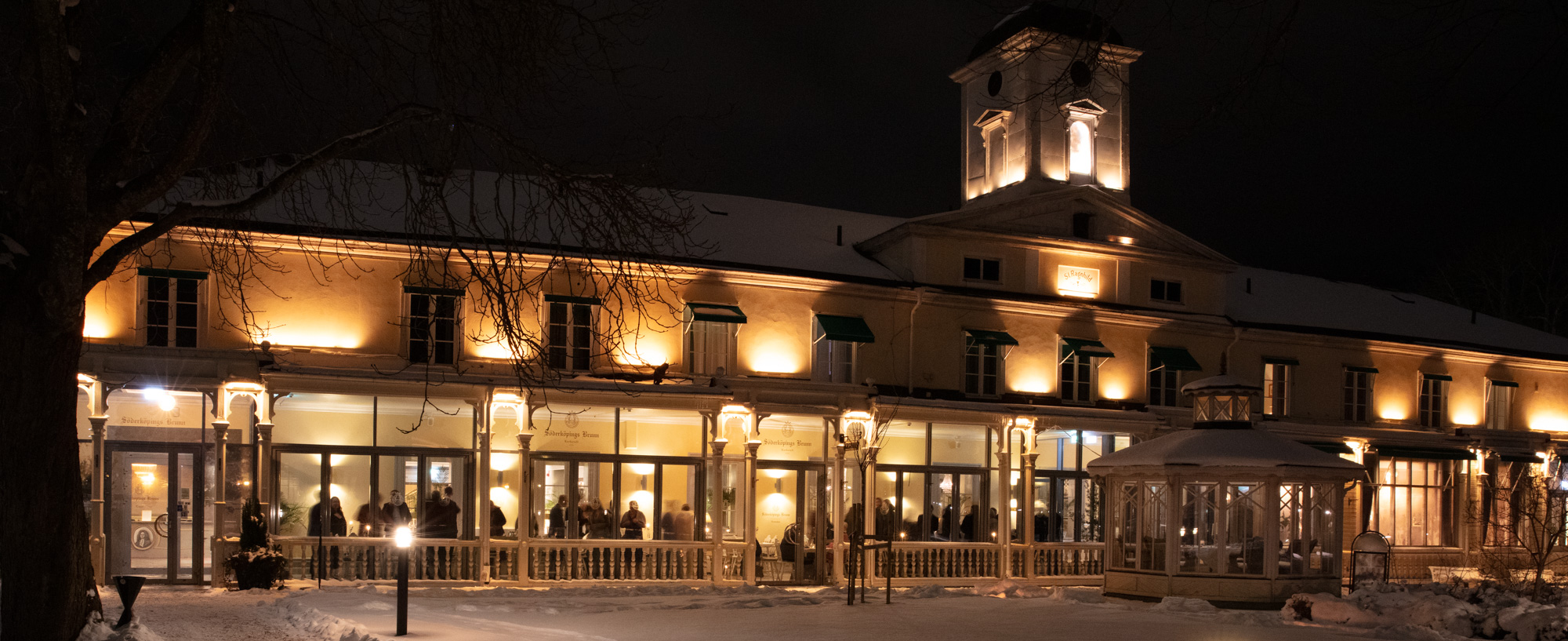 Söderköpingsbrunn Bröllopstårta på verandan